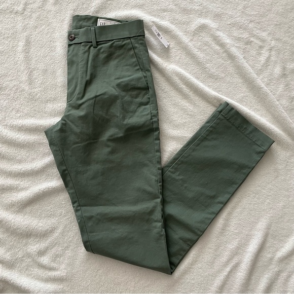 GAP Other - Mens gap chino pants 29x34 athletic taper green NWT